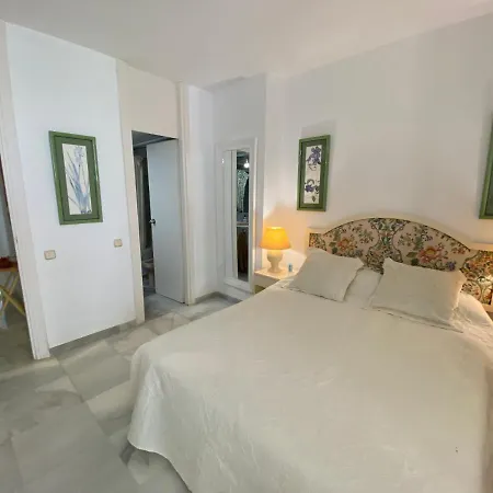 House - Eaw Homes Apartamento *