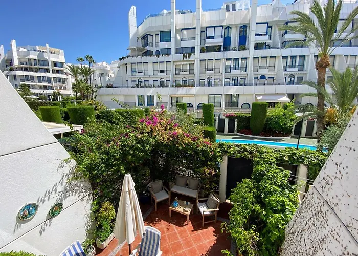 Apartament House - Eaw Homes *